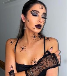 Halloween Makeup, Spider Simple Spider Web Makeup, Techno Halloween Costumes, Spider Queen Makeup Halloween, Spider Make Up Easy, Spider Women Halloween Costume, Costume Spider, Spider Queen Halloween Costume, Spidergirl Halloween Costume