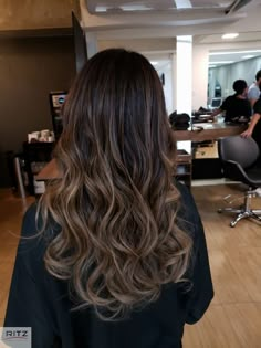 Natural Balyage On Dark Brown Hair, Brown Balayage On Black Hair Straight, Sunset Brown Hair, Black To Light Brown Balayage, Balayage Hair For Dark Hair, Balyage Long Hair Brunettes Dark, Light Brown Balayage On Dark Hair, Balyage Long Hair, Black Hair Balayage