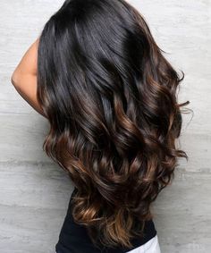 Balayage on Dark Hair - Best Balayage for Dark Hair Balayage Hair Dark Black, Dark Brown Hair Balayage, Highlights For Dark Brown Hair, Black Hair Balayage, Balayage Hair Dark, Black Hair With Highlights, Dark Hair With Highlights