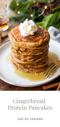 A stack of pancakes on a plate. Cheese Pancakes Recipe, Gingerbread Protein, Cottage Cheese Pancakes Recipe, Best Healthy Breakfast, Gingerbread Pancakes, Greek Yogurt Pancakes, Pancake Toppings