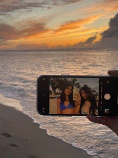 summer, beach, selfie, sunset, beach, beach sunset, hawaii, vacation, summer inspo, friends, beachy, aesthetic beach, beach sunset, sunset pics, sunset inspo Art For Walls, Walls Art, Art Nouveau Art, Nouveau Art, Journal Art, Art Deco Engagement, Deco Engagement Ring, Gallery Art, Art Deco Engagement Ring