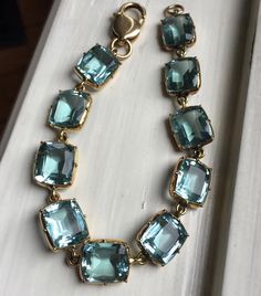 Paste Jewelry, Perls Jewellery, Colour Stone, Diamonds And Pearls, Necklace Beads, Statement Jewellery, Rock Candy, Diamond Necklaces, Chic Jewelry