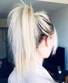 Whatever the occasion we have the inspiration you need to style your hair any which way. Hair Volume Tricks, Hairstyles Volume, Full Ponytail, Cute And Easy Hairstyles, Curated Ears, Easy Updos For Long Hair, Pony Hairstyles, Updos For Long Hair