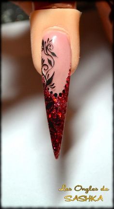 Red And Black Fancy Nails, Black And Red Glam Nails, Red Glam Nails, Black And Red Sharp Nails, Red And Black Lace Nails, Vampire Nails Gothic Red, Stiletto Nail Art, Red Acrylic Nails, Stiletto Nails Designs