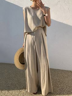 Oversize Outfits, Oversized Clothes, Mid Waist Pants, Sleeveless Suit, Linen Fashion, Elegante Casual, Pajama Set Women, Look Casual, Women Set