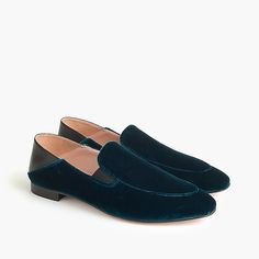 convertible smoking slippers in velvet : women flats Best Shoes, Women Flats, Men's Suits, Fall 2018, Accessories For Women, Cashmere Sweaters, Womens Flats, Nice Shoes