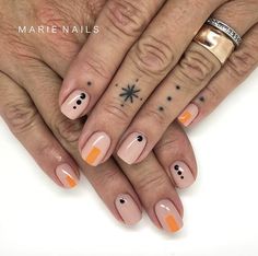 Boho Nails Simple, Dot Nail Designs, Boho Nails, Short Nails Art, Blush Nails, Minimalist Nails