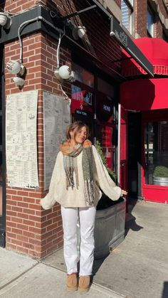 Snow fit season France Outfit Ideas Winter, Womens Fall Layered Outfits, London In The Winter Outfits, Fall Fits College, Sunny Winter Day Outfit, Spain Aesthetics Outfit Winter, Rustic Fall Outfits, Below 0 Winter Outfits, September California Outfits