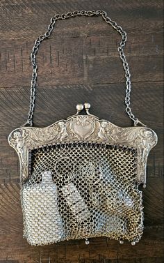 Vetement Hippie Chic, 일본 패션, Mia 3, Chain Mail, Hippie Chic, Cute Bags, Vision Board, Personal Style