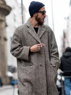 Winter Fashion For Men, Men Mode, Herringbone Coat, Mens Fashion Smart, Classy Men, Mens Fashion Classy, Men Street, Mens Winter Fashion, Mode Inspo