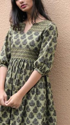 Cotton Dress Pattern, Simple Frock Design, Stylish Kurtis Design, Simple Frocks, Simple Kurta Designs, Designer Kurti Patterns, Simple Kurti Designs, Tunic Designs, Kurti Designs Latest