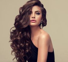 #beautifulgirls #hairextensions #remyhairextensions #virginhairextensions #popularhaircolor #popularhairstyle Body Wave Weave Hairstyles, Brazilian Body Wave Hair, Long Curly Wig, Bridal Poses, Brazilian Body Wave, Long Brown Hair, Body Wave Hair, Long Wavy Hair, Long Curly