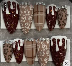 Patterned Nails, Nail Art Holiday, Gingerbread Nails, Nail Art Noel, Christmas Gel Nails, Holiday Nail, Seasonal Nails, Pretty Nail Art Designs, Holiday Nail Art