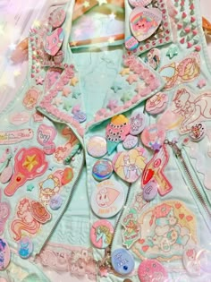 Kawaii Upcycled Clothes, Pastel Punk Aesthetic, Pastel Punk Outfits, Kawaii Makeup Tutorial, Clothing Diys, Battle Jackets, Battle Vest, Random Clothing