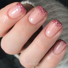 Faded Glitter Nails Ombre, Glitter Tips Short Nails, Ombre French Tips With Glitter, Ombre Nails Gilter, Gel Nails Ideas Short Glitter Ombre, Gel Nail Glitter Designs, French Manicure Designs Sparkle, Dip Nail Ideas Short Nails, Short Nails Ombre Glitter