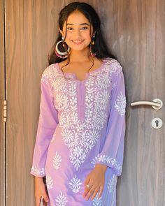 Chahat Tewani, Sisters Photoshoot Poses, Sisters Photoshoot, Teen Actresses, Beautiful Dresses Short, Dress Indian, Girly Dresses, Party Wear Indian Dresses