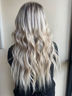 Platinum Blonde Hair With Extensions, Utah Hair Curls, Utah Curls Long Hair, Utah Girl Curls, Hair Icy Blonde, Utah Curls, Blonde Hair Curls