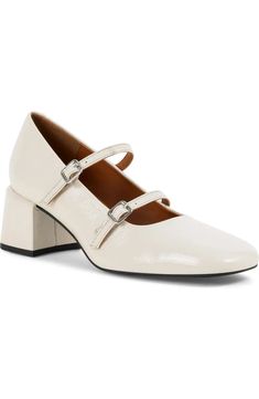 Vagabond Shoemakers Adison Mary Jane Pump (Women) | Nordstrom Wedding Weekend Outfits, Vagabond Shoes, Thick Heel Shoes, Money Honey, Casual Professional, Professional Clothing, Weekend Outfits, Leather Western Boots, Round Toe Shoes