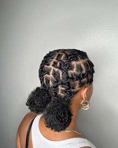 Short Locs Extension Hairstyles, Butterfly Dreads Hairstyle, Loc Decoration Dreadlock Hair, Loc Knot Bob Dreads Black Women, Lock Extensions Dreadlocks, Loc Hairstyles For Black Women, Short Locs, Dreadlock Styles