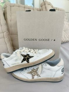 Trust Fund Baby, Golden Goose Slide, Golden Goose Outfit, Super Rich Kids, Shoe Wishlist, Trust Fund, Stockholm Style, Super Rich, Golden Goose Sneakers