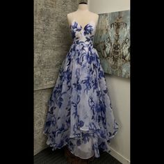 Blue Floral Blue And White Floral Dress Formal, Blue And White Wedding Dress, Blue Floral Gown, Blue Floral Dresses, Tulle Cocktail Dress, Embroidered Wedding Dress, Alternative Wedding Dresses, Sweater Maxi Dress, Blue Wedding Dresses