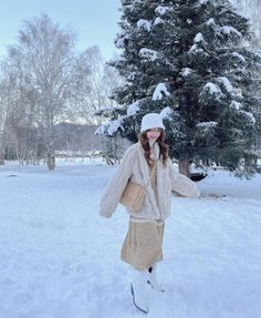 Hokkaido Outfit Winter, Hokkaido Winter Outfit, Hokkaido Fashion, Hokkaido Outfit, Coffee Tiramisu, Japan Winter Fashion