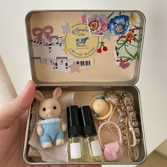 Altoids Wallet Calico Critters, Tin Box Aesthetic, Calico Critters Aesthetic