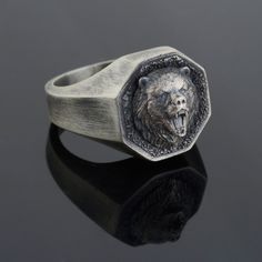 viking bear ring, inspired by vikings. We presented this 3d Bear head ring with the option of silver or white bronze. The ring is completely handmade and will be produced in the same image even if you buy the material of silver or white bronze. -Item Details - Gender : Male / Female - Materials: 925K Sterling Silver/ white bronze - weight: 8-12 gr * Ready to Ship in 1-3 Business Days * The product is sent with a suitable box for gifting. *visit our store for unique unique jewelry and the most ad Viking Bear, Bear Ring, Ring For Man, Rings Mens, Silver Bear, Bear Head, Head Ring, Silver Signet Ring, Oval Ring