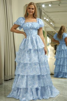 Prom Dress With Corset, Wedding Dress Petticoat, Light Blue Bridesmaid, Tiered Prom Dress, Light Blue Prom Dress, Dress With Corset, Dress With Puff Sleeves, Stylish Short Dresses, Tulle Bridesmaid Dress