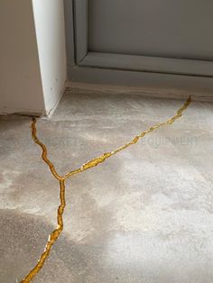 Inspired by Kintsugi, we take a look at a time when a gold crack concrete repair was used to fill cracks in a polished concrete floor, creating a unique effect. Polished Concrete Floor, Concrete Repair, Exposed Concrete, Gold Powder, Floor Colors, Polished Concrete