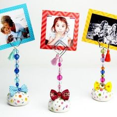 Cadeau fête des pères avec des photos par Tête à modeler #geschenkideen Beautiful Birthday Cards, Cool Art Projects, Crafts To Make And Sell, Kids Discover, Photo Holders, Homemade Christmas Gifts