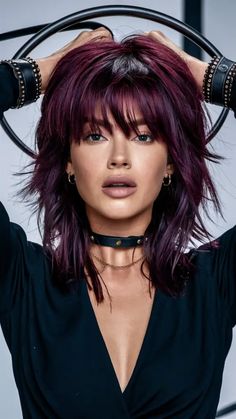 Fall Hairstyles, Hairstyles 2024, Choppy Layers, Chop Chop, Fall Hair Cuts, Square Face Shape, Wispy Bangs, Heart Face Shape, Soft Curls