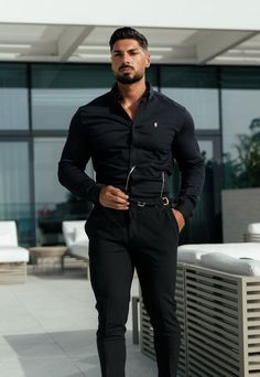 Bodybuilding Pictures, Mens Business Casual Outfits, Dj Headphones, Open Shirt, Practical Fashion, Female Character Inspiration, Cool Outfits For Men