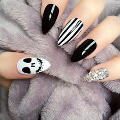 Skeleton Nails, Black Halloween Nails, Skull Nails, Pointy Nails, Cute Halloween Nails, Fall Acrylic Nails