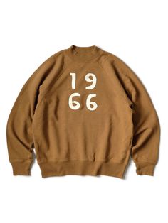 Mock Neck Sweatshirt, Mens Clothes, Vintage Sweatshirt, Vintage Photos, Mock Neck, Polo Shirt, Fashion Inspo, Thread, Mens Outfits