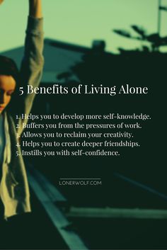 Benefits of living alone. Life Quotes In English, Solo Travel Quotes, Live A Happy Life, Happy Alone, Live Alone, Stop Feeling, Personal Improvement