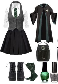 Slytherincore Outfits, Harry Potter Outfit Ideas Slytherin, Slytherin Themed Outfits, Slytherin Uniform Female Aesthetic, Harry Potter Shifting Outfits, Slytherin Outfit Uniform, Slithering Outfits, Harry Potter Outfits Slytherin, Slytherin Girl Uniform