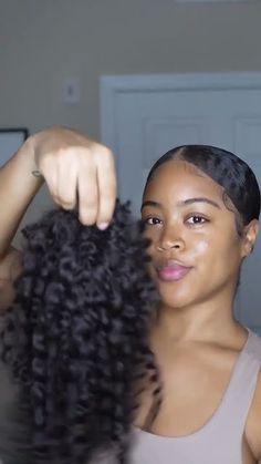 Claw clip pony using crotchet hair😍 Easy Claw Clip Ponytail, Nice Hairstyles For Natural Hair, Do It Yourself Hairstyles For Black Hair, Pony Style For Short Hair, Clip Ends On Natural Hair, Claw Clip Crochet Hair, Crochet Claw Clip Hairstyle, Easy To Do Hairstyles For Black Women, Curly Crochet Ponytail