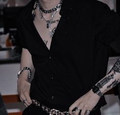 Alt Mens Fashion Aesthetic, Gothic Fashion Men Casual, Gothic Mens Fashion, Gothic Fashion Men, Dark Feminine Tattoos, Masc Outfits, Fancy Suit, Rina Kent, Aesthetic Outfits Men