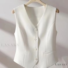 Lasaky - V-Neck Sleeveless Vest with Button Front Detail - Sophisticated Womens Fashion Piece Linen Vest, Long Kurti Designs, Stylish Clothes For Women, Sleeveless Jacket, Pink Linen, Cute Skirts, Sleeveless Vest, Looks Vintage, Coat Fashion