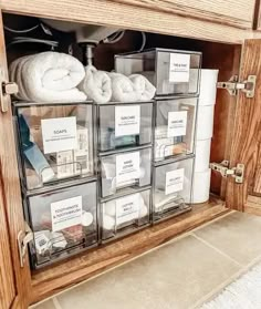 25+ Genius Bathroom Organization Ideas to Keep You Clutter Free - HubPages Stackable Drawers, Bathroom Organization Ideas, Bathroom Counter Organization, Cabinet Organizers, Small Bathroom Organization, Bathroom Cabinet Organization, Bathroom Organization Diy