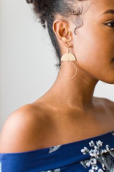 "Our new all brass collection was created as a vegan friendly alternative to our classic leather earrings. They are minimalist, modern and of course, lightweight, like all our earrings. This listing is for one pair of earrings with raw brass accents. Shop additional styles here: https://etsy.me/2P8QY6c * ORDERING * These earrings measure approx 1 1/4\" wide, 2 1/2\" drop with hook. Each pair of earrings come on an earring card with clear silicone backers. All orders come beautifully packaged in Statement Earrings Gold, Half Moon Earrings, Earring Card, Tarnished Jewelry, Expensive Jewelry, Earring Cards, Brass Accents, Bar Earrings, Moon Earrings