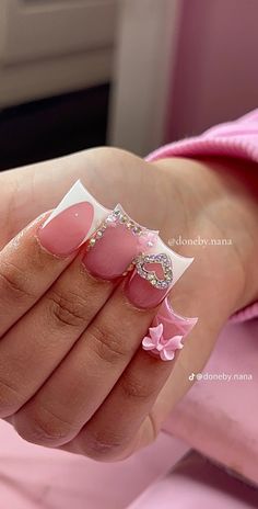 White Nail With Flower Design, Light Pink Nails Rhinestones, Light Pink Duck Nails, Nail Ideas Acrylic Purple, Duck Acrylic Nails, Short Nails Pink, Jamaica Nails, Nail Inspo Pink, Nails Freestyle