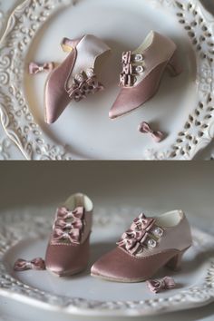 Rococo Shoes, Boy Street Style, Customised Clothes, Girls High Heels, Girls Flats, Shoes Photo, Sewing Doll Clothes, Doll Shoes, Historical Costume