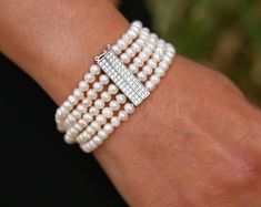 Set of 5 Bridesmaid Pearl Bracelets, Ivory White Full Pearl Bracelet 0258 - Etsy Australia Bracelet Miyuki, Miyuki Bracelet, Seed Bead Bracelet, Bracelet Dainty, Dainty Bracelet, Bridesmaid Bracelet