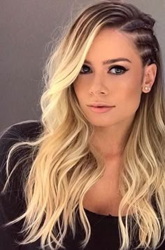 Peinados Medium Hair Braids, Side Braid Hairstyles, Side Braid, Balayage Hair, Copic, Summer Hairstyles