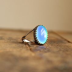 Silver Mood Ring Color Changing Ring Gypsy by horsefeathersgifts Sterling Silver Mood Ring, Mood Ring Colors, Color Changing Ring, Mood Rings, Owensboro Ky, Hippie Ring, Mood Stone, Ornate Ring, Mood Jewelry