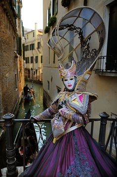 Venetian Costumes, Venice Carnivale, Venice Carnival Costumes, Costume Carnaval, Venice Mask, Venetian Carnival Masks, Venetian Carnival, Masked Ball, Carnival Of Venice