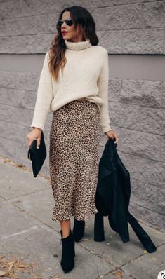 Midi Leopard Print Skirt Outfit, Cheetah Skirt Outfit Work, Autumn Outfits Skirt Midi, Leopard Midi Skirt Outfit Fall, Slip Skirt Fall Outfit, Leopard Print Skirt Outfit Work, Leopard Print Satin Skirt Outfit, Animal Print Skirt Outfit Winter, Leopard Silk Skirt Outfit