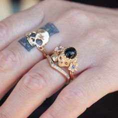 Antique Round Skull Ring As Gift, Elegant Skull Ring With Gemstone, Handmade Luxury Vintage Skull Ring, Vintage Open Skull Ring, Collectible Gothic Skull Ring, Garden Snake, Violet Sapphire, Memento Mori Ring, Bed Of Flowers